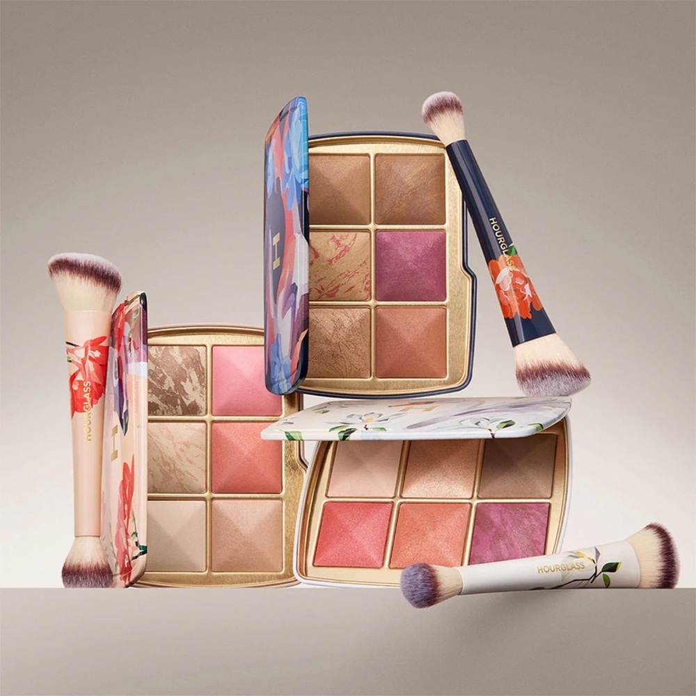 Hourglass Floral Deer Compact & Matching Double-Ended Brush - Pink, Coral, Gold - Picture 7 of 9